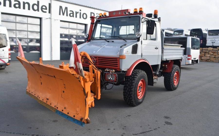 Mercedes-Benz Unimog 424 - Camión volquete: foto 2 Mercedes-Benz Unimog 424 - Camión volquete: foto 2