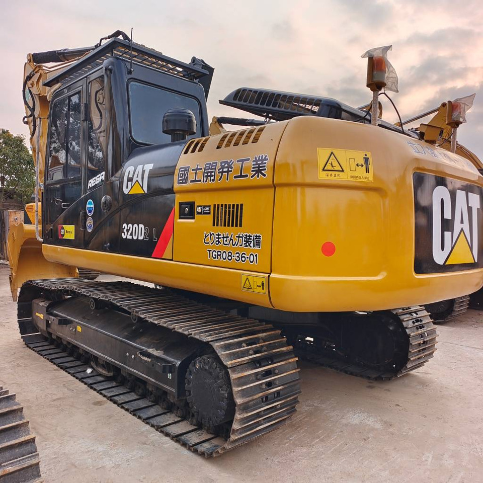 CAT 320 D - Excavadora de cadenas: foto 3 CAT 320 D - Excavadora de cadenas: foto 3