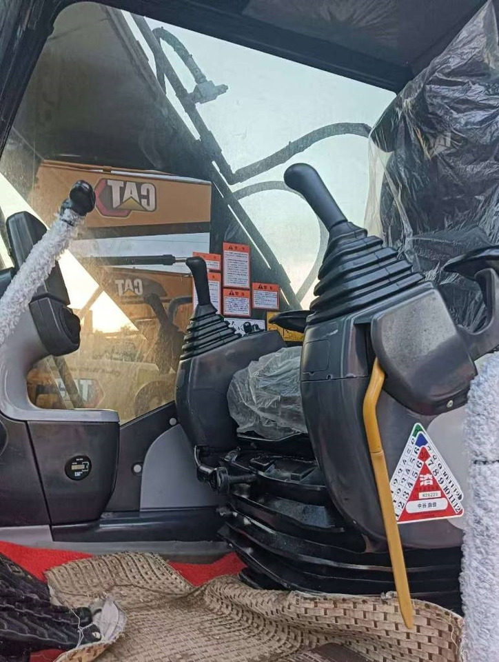CAT 324 D L - Excavadora de cadenas: foto 2 CAT 324 D L - Excavadora de cadenas: foto 2