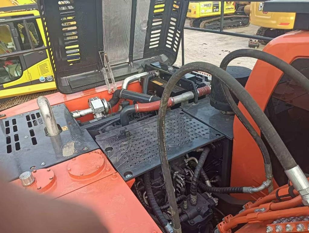 Excavadora de cadenas Doosan DX 225: foto 7