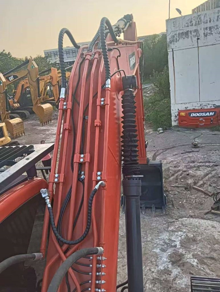 Excavadora de cadenas Doosan DX 225: foto 8
