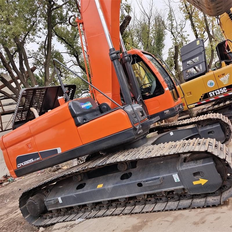 Doosan DX 225 - Excavadora de cadenas: foto 3 Doosan DX 225 - Excavadora de cadenas: foto 3