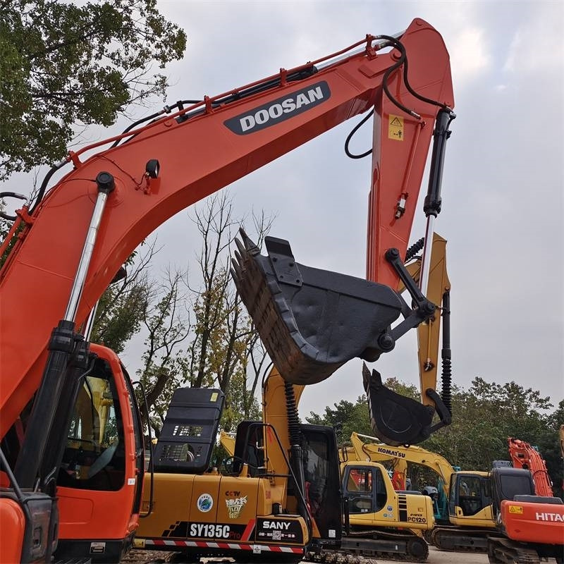 Doosan DX 225 - Excavadora de cadenas: foto 4 Doosan DX 225 - Excavadora de cadenas: foto 4