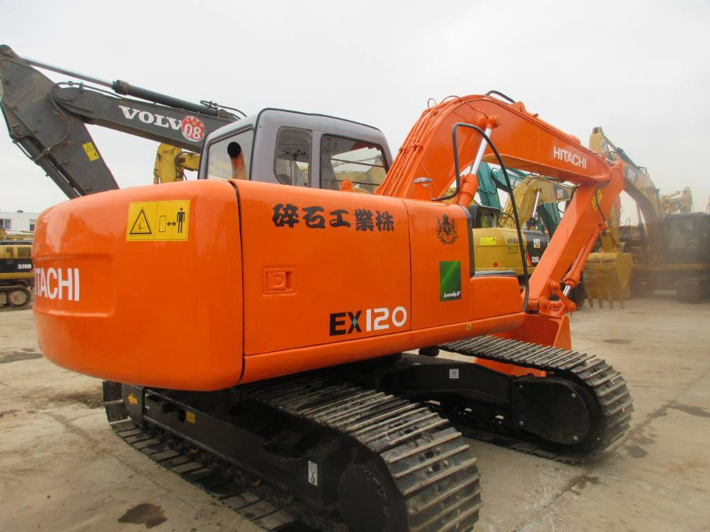 Hitachi EX 120-3 - Excavadora de cadenas: foto 3 Hitachi EX 120-3 - Excavadora de cadenas: foto 3