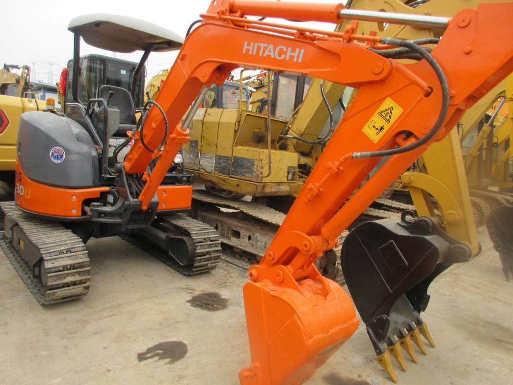 Hitachi ZX 30 U - Miniexcavadora: foto 2 Hitachi ZX 30 U - Miniexcavadora: foto 2