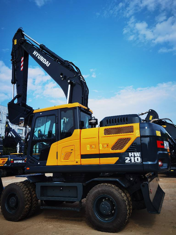 Hyundai 210W-9 - Excavadora de ruedas: foto 1 Hyundai 210W-9 - Excavadora de ruedas: foto 1