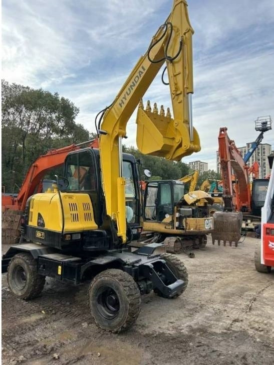 Hyundai 60W-7 - Excavadora de ruedas: foto 2 Hyundai 60W-7 - Excavadora de ruedas: foto 2