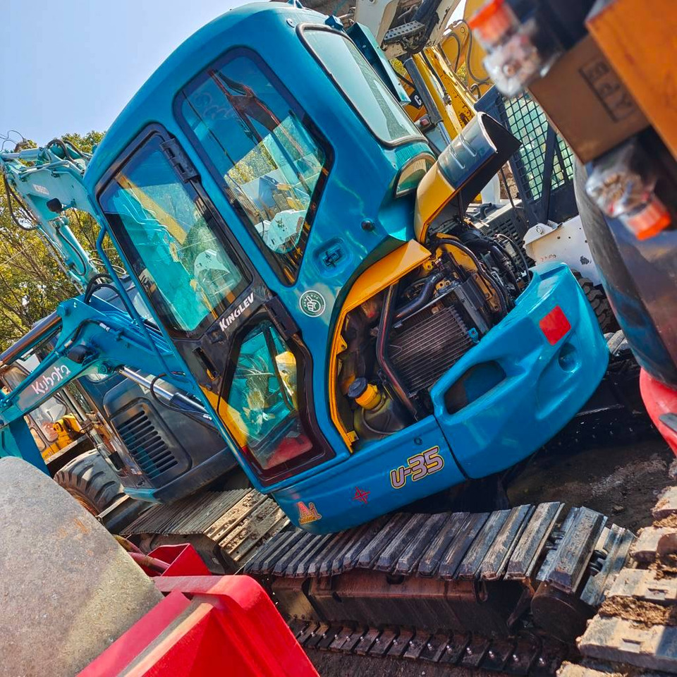 Kubota U-35 - Miniexcavadora: foto 1 Kubota U-35 - Miniexcavadora: foto 1