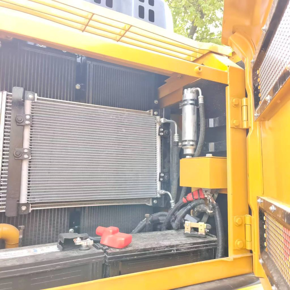 Excavadora de cadenas Sany SY 215 C-9: foto 12