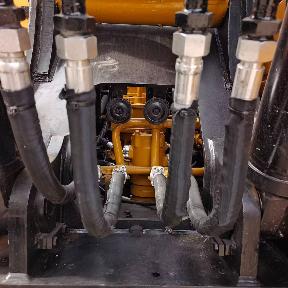 Excavadora de cadenas Sany SY 215 C-9: foto 20