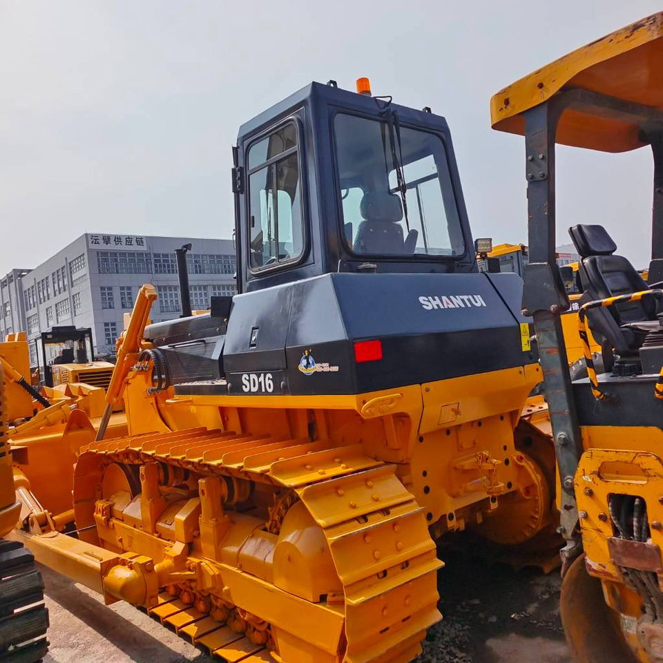 Shantui SD 16 - Bulldozer: foto 2 Shantui SD 16 - Bulldozer: foto 2