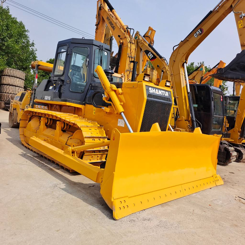 Shantui SD 16 - Bulldozer: foto 2 Shantui SD 16 - Bulldozer: foto 2