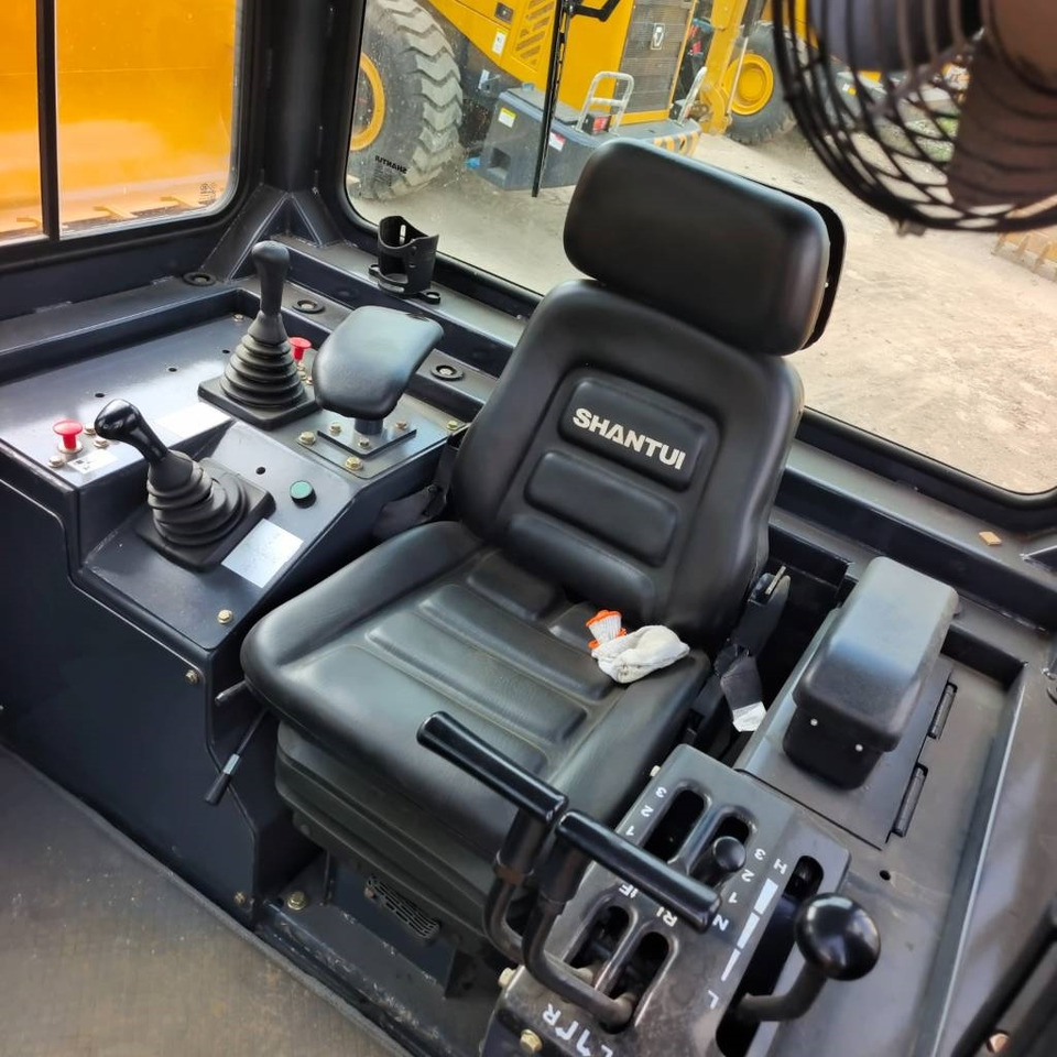 Bulldozer Shantui SD 22: foto 7 Bulldozer Shantui SD 22: foto 7