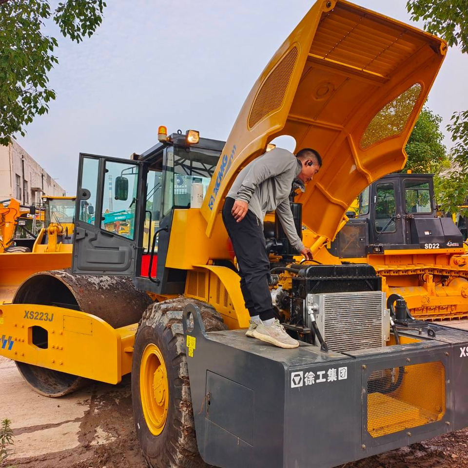 Compactador XCMG XS 223 J: foto 12