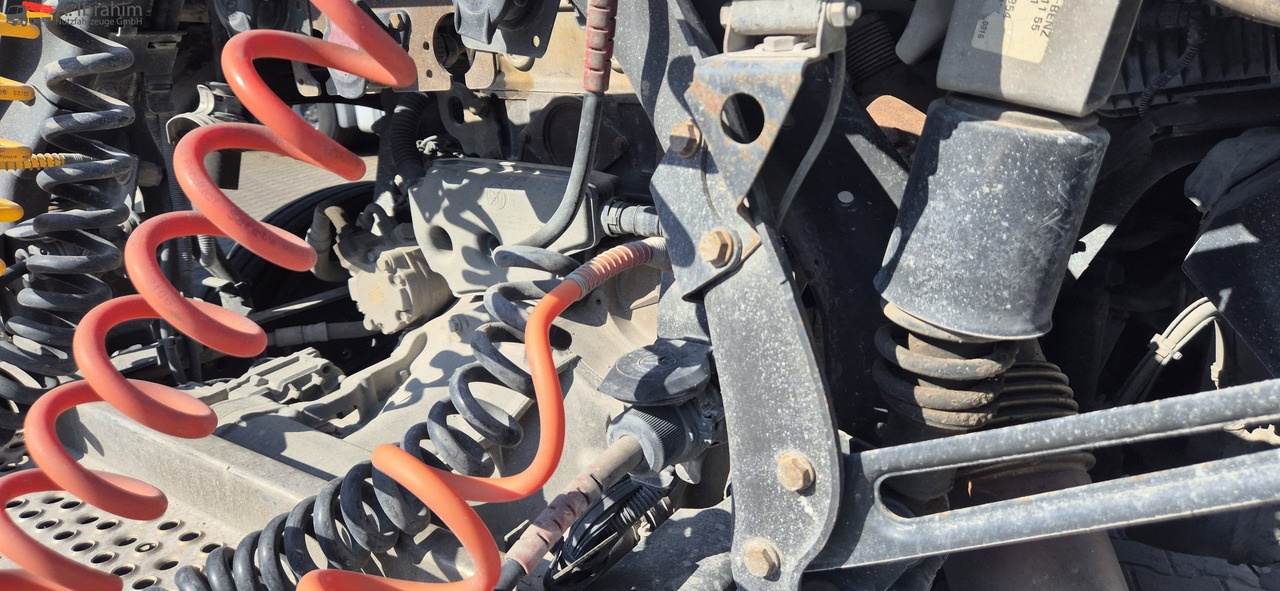 Cabeza tractora Mercedes-Benz 1840 Actros, 3x vorhanden, identisch: foto 6 Cabeza tractora Mercedes-Benz 1840 Actros, 3x vorhanden, identisch: foto 6