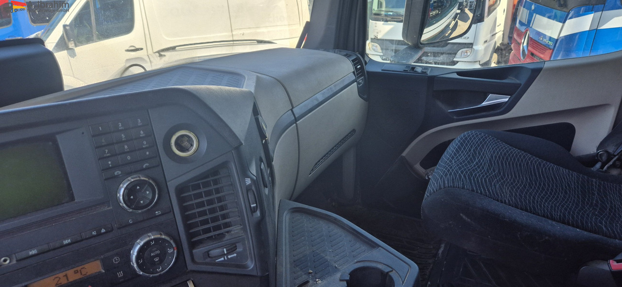 Cabeza tractora Mercedes-Benz 1840 Actros, 3x vorhanden, identisch: foto 7 Cabeza tractora Mercedes-Benz 1840 Actros, 3x vorhanden, identisch: foto 7