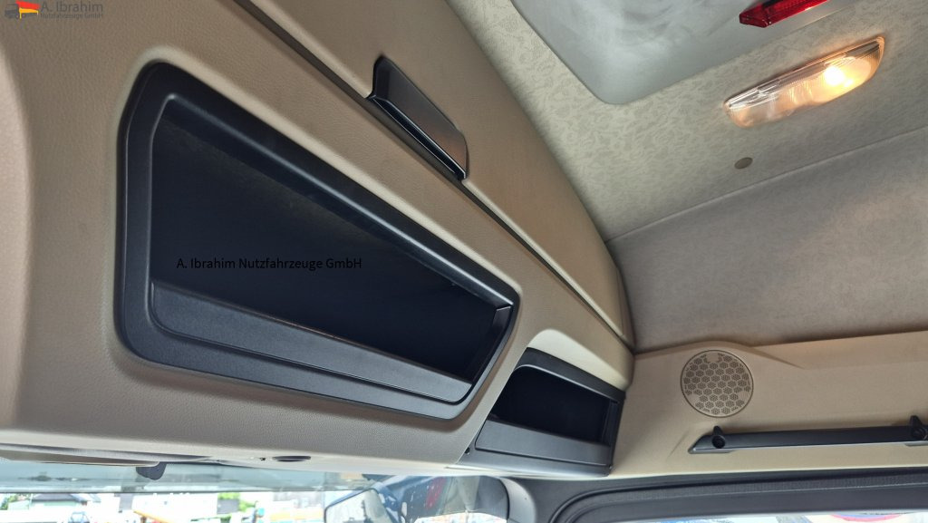 Mercedes-Benz 1843 DB 1843 mit PTU für Kompressor - Cabeza tractora: foto 3 Mercedes-Benz 1843 DB 1843 mit PTU für Kompressor - Cabeza tractora: foto 3