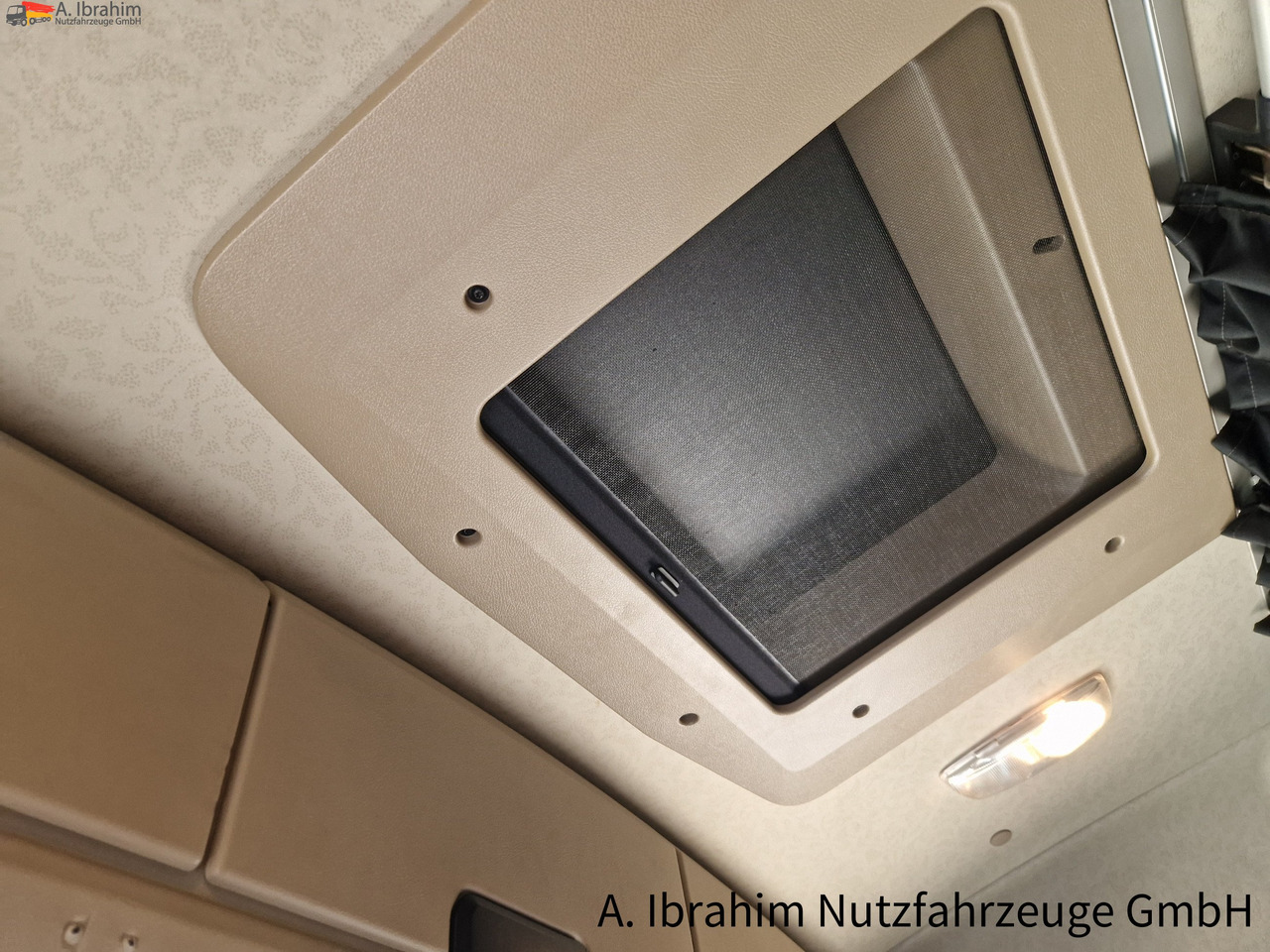 Mercedes-Benz 1843 Klima, Retarder Kipphydraulik - Cabeza tractora: foto 4 Mercedes-Benz 1843 Klima, Retarder Kipphydraulik - Cabeza tractora: foto 4