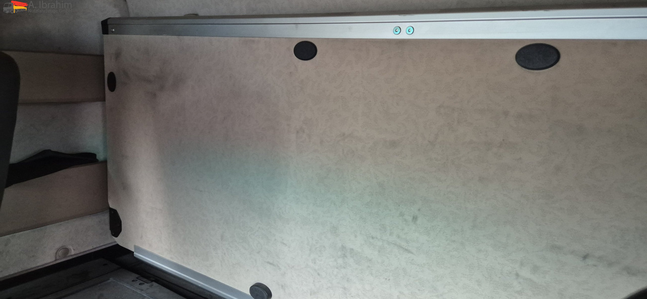 Mercedes-Benz 1843 Klima, Retarder, Topzustand, einsatzbereit sehr sauber, technisch top - Cabeza tractora: foto 5 Mercedes-Benz 1843 Klima, Retarder, Topzustand, einsatzbereit sehr sauber, technisch top - Cabeza tractora: foto 5