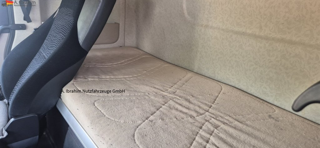 Mercedes-Benz 1845 Retarder Klima, Kühlschrank deutsches Fahrzeug - Cabeza tractora: foto 3 Mercedes-Benz 1845 Retarder Klima, Kühlschrank deutsches Fahrzeug - Cabeza tractora: foto 3