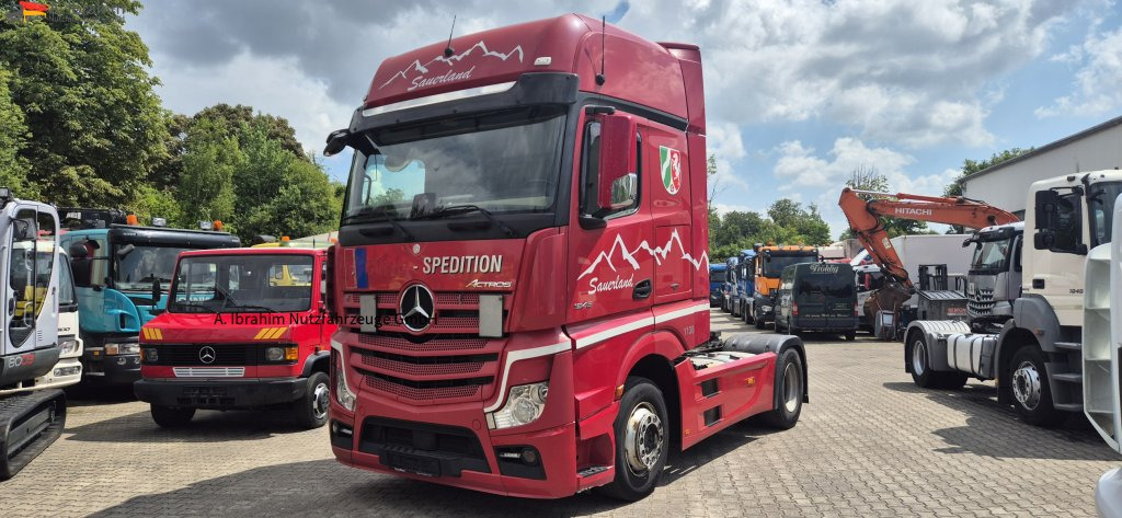 Mercedes-Benz 1845 Retarder Klima, Kühlschrank deutsches Fahrzeug - Cabeza tractora: foto 1 Mercedes-Benz 1845 Retarder Klima, Kühlschrank deutsches Fahrzeug - Cabeza tractora: foto 1