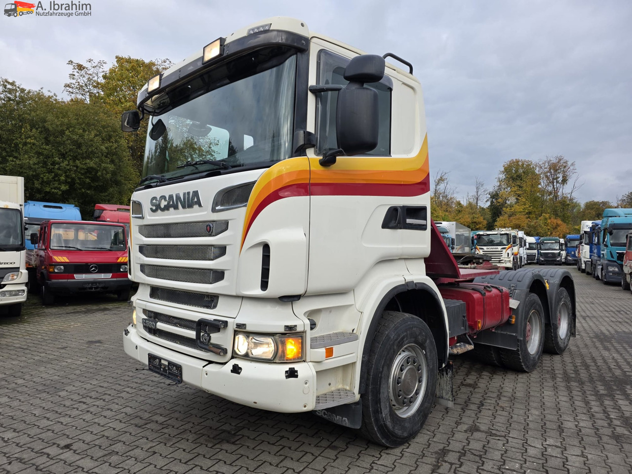 Scania R560 | 6x4 | V8 | Blatt Blatt | Schaltgetriebe |Kipphydraulik | Klima | Trommelbremse| 3 Pedals - Cabeza tractora: foto 1 Scania R560 | 6x4 | V8 | Blatt Blatt | Schaltgetriebe |Kipphydraulik | Klima | Trommelbremse| 3 Pedals - Cabeza tractora: foto 1