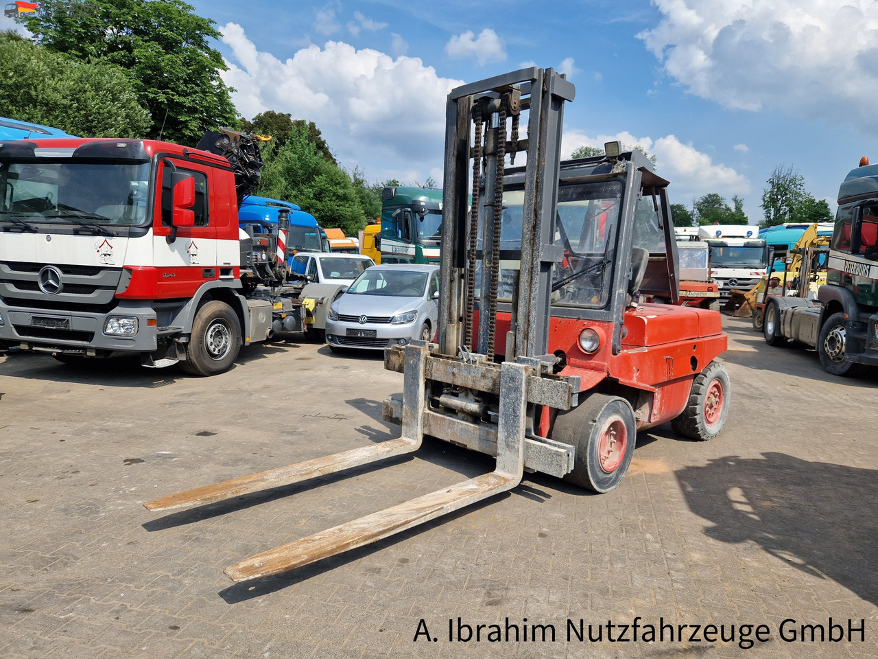 Linde H60 Tragfähigkeit 6000 kg ,3800 mm Hubhöhe, 2x vorhanden - Carretilla elevadora diésel: foto 4 Linde H60 Tragfähigkeit 6000 kg ,3800 mm Hubhöhe, 2x vorhanden - Carretilla elevadora diésel: foto 4