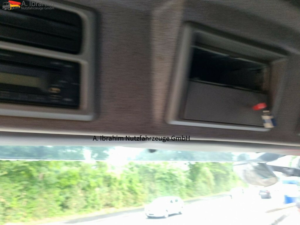 Mercedes-Benz 1824 DB 1824 Kipphydraulik, Kran MKG - Camión volquete, Camión grúa: foto 4 Mercedes-Benz 1824 DB 1824 Kipphydraulik, Kran MKG - Camión volquete, Camión grúa: foto 4