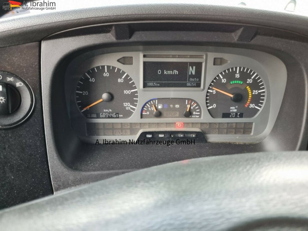 Camión volquete, Camión grúa Mercedes-Benz 1824  DB 1824 Kipphydraulik, Kran MKG: foto 15 Camión volquete, Camión grúa Mercedes-Benz 1824  DB 1824 Kipphydraulik, Kran MKG: foto 15