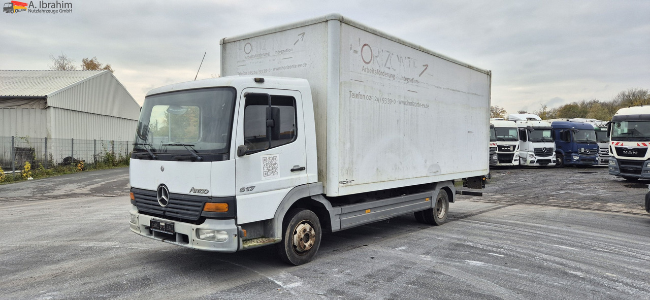 Mercedes-Benz 817 Möbelkoffer - Furgoneta caja cerrada: foto 1 Mercedes-Benz 817 Möbelkoffer - Furgoneta caja cerrada: foto 1