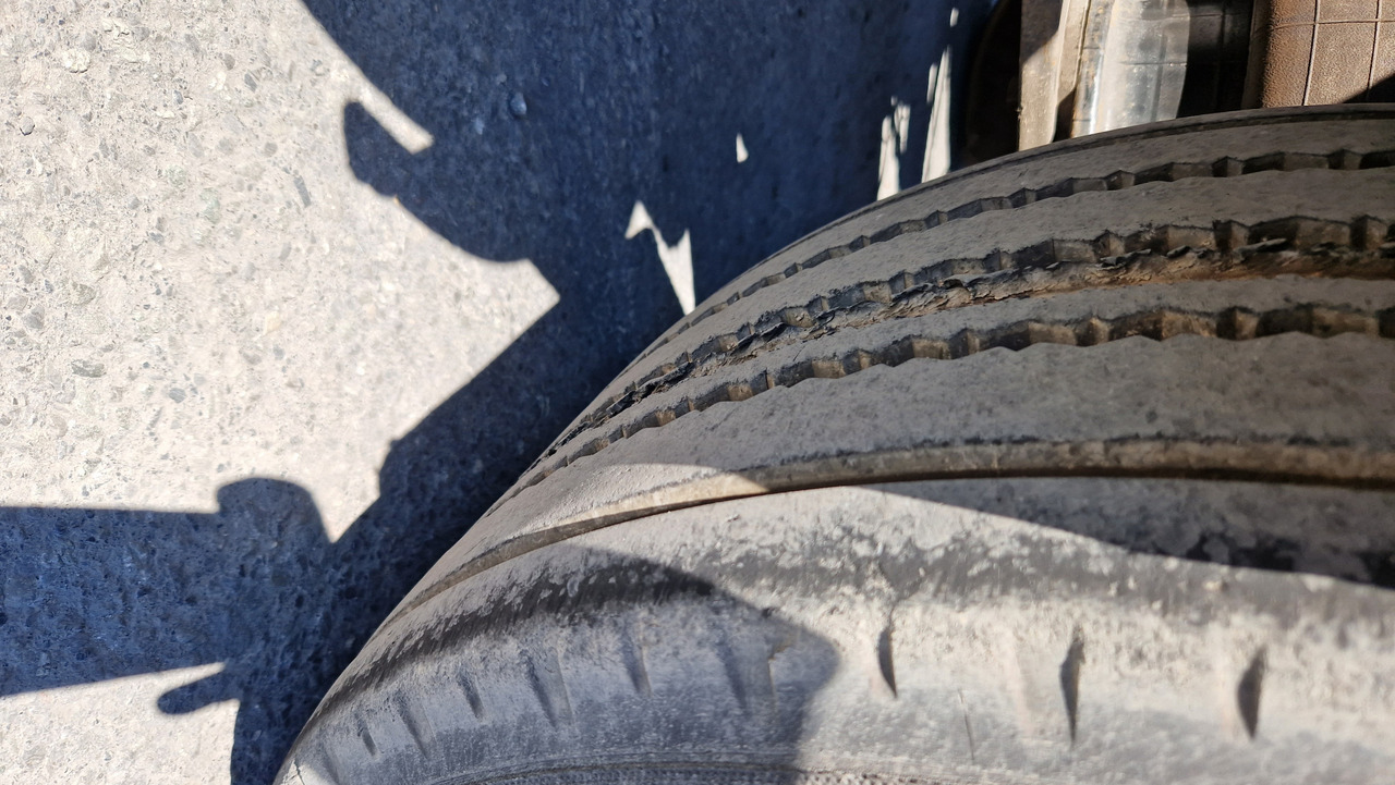 Schmitz SCF 24G Slider - Semirremolque portacontenedore/ Intercambiable: foto 4 Schmitz SCF 24G Slider - Semirremolque portacontenedore/ Intercambiable: foto 4