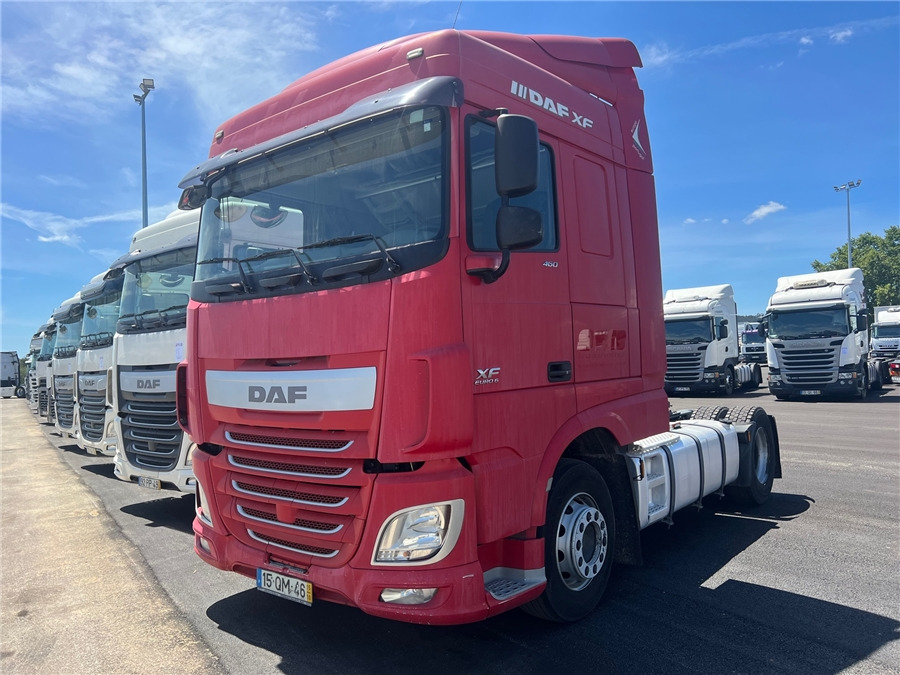 DAF XF 105 460 - Cabeza tractora: foto 2 DAF XF 105 460 - Cabeza tractora: foto 2