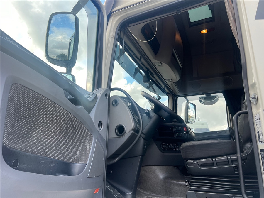 DAF XF 510 - Cabeza tractora: foto 5 DAF XF 510 - Cabeza tractora: foto 5