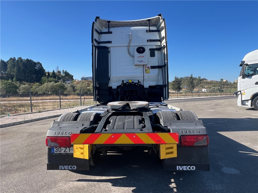 Iveco S-WAY 460 - Cabeza tractora: foto 5 Iveco S-WAY 460 - Cabeza tractora: foto 5