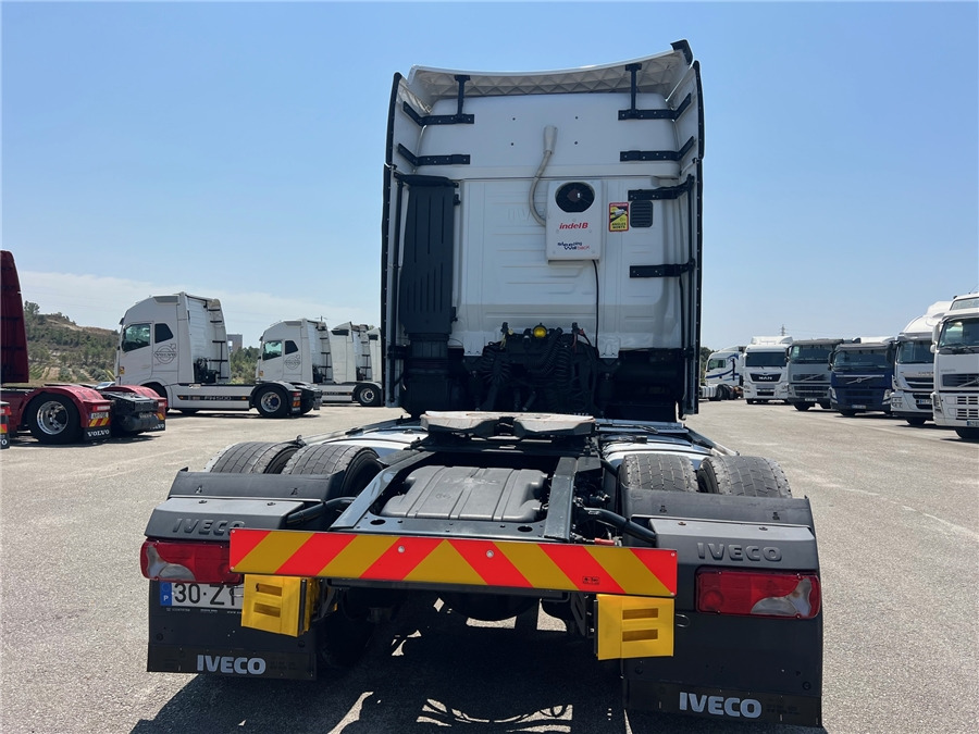 Iveco S-WAY 460 - Cabeza tractora: foto 5 Iveco S-WAY 460 - Cabeza tractora: foto 5