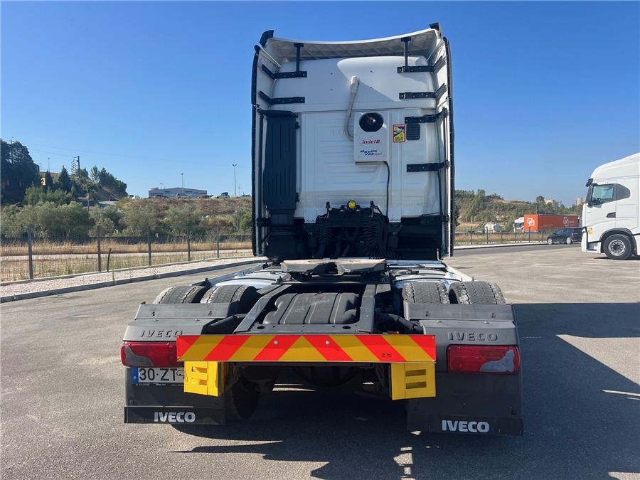 Iveco S-WAY 460 - Cabeza tractora: foto 5 Iveco S-WAY 460 - Cabeza tractora: foto 5