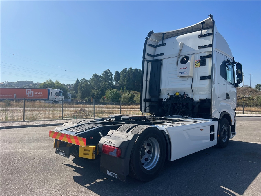 Iveco S-WAY 460 - Cabeza tractora: foto 4 Iveco S-WAY 460 - Cabeza tractora: foto 4
