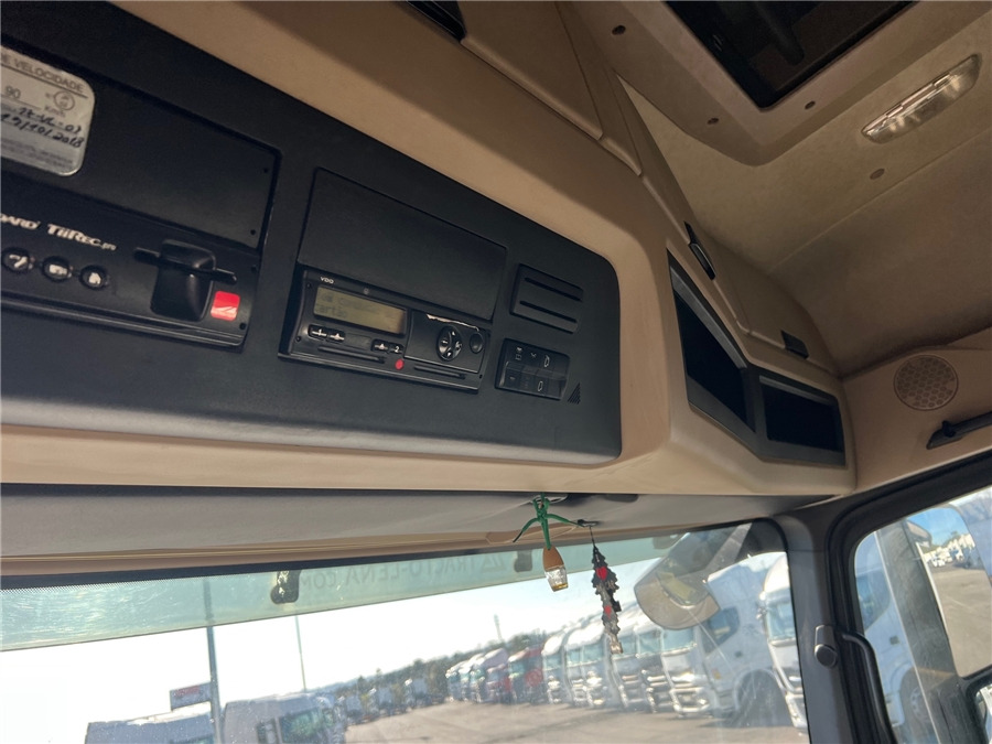 Cabeza tractora MERCEDES-BENZ 1845 / RETARDER: foto 17