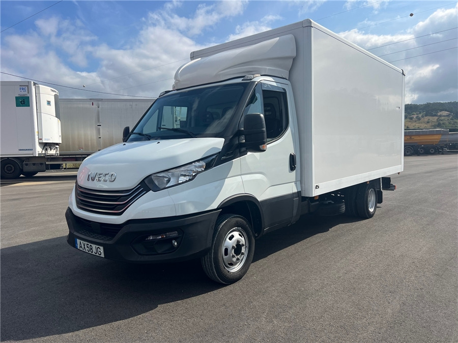 Iveco 35C16HA8 - Furgoneta caja cerrada: foto 1 Iveco 35C16HA8 - Furgoneta caja cerrada: foto 1