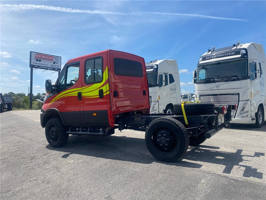 Iveco 70-S180 4X4 - Camión chasis: foto 3 Iveco 70-S180 4X4 - Camión chasis: foto 3