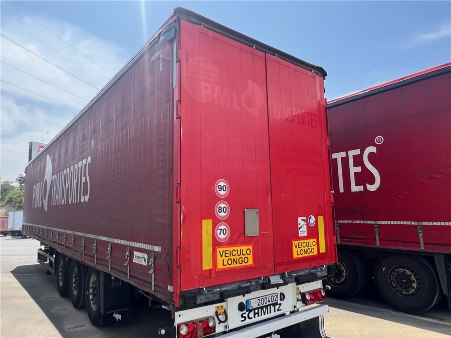 SCHMITZ CARGOBULL SCB-S3T TETO ELEVAR - Semirremolque lona: foto 3 SCHMITZ CARGOBULL SCB-S3T TETO ELEVAR - Semirremolque lona: foto 3