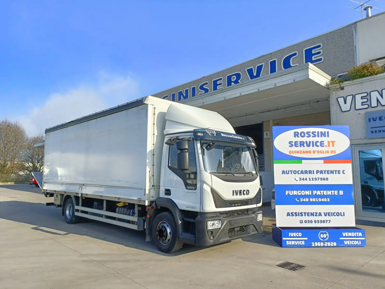 IVECO EUROCARGO 140E28P - Camión lona: foto 1 IVECO EUROCARGO 140E28P - Camión lona: foto 1