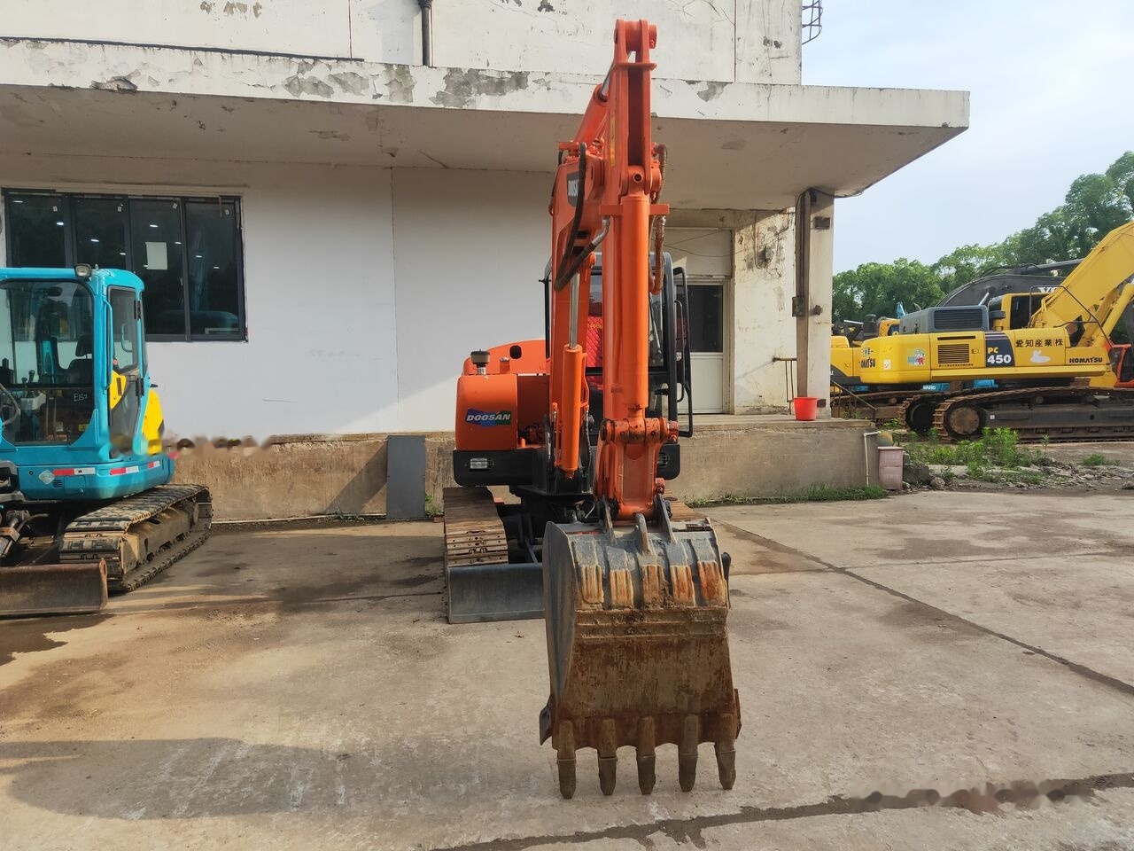Doosan DH55 - Miniexcavadora: foto 1 Doosan DH55 - Miniexcavadora: foto 1