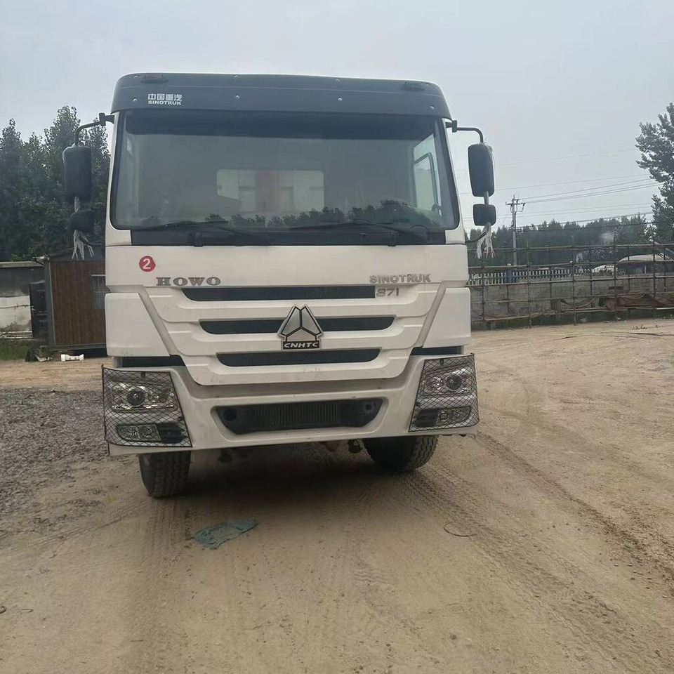 Howo 371 - Camión volquete: foto 3 Howo 371 - Camión volquete: foto 3