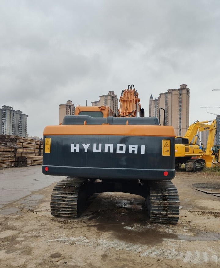 Hyundai R220LC-9s - Excavadora de cadenas: foto 1 Hyundai R220LC-9s - Excavadora de cadenas: foto 1
