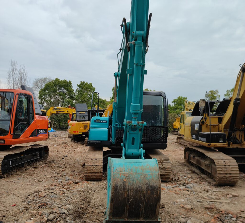 Kobelco SK140-8 - Excavadora de cadenas: foto 1 Kobelco SK140-8 - Excavadora de cadenas: foto 1