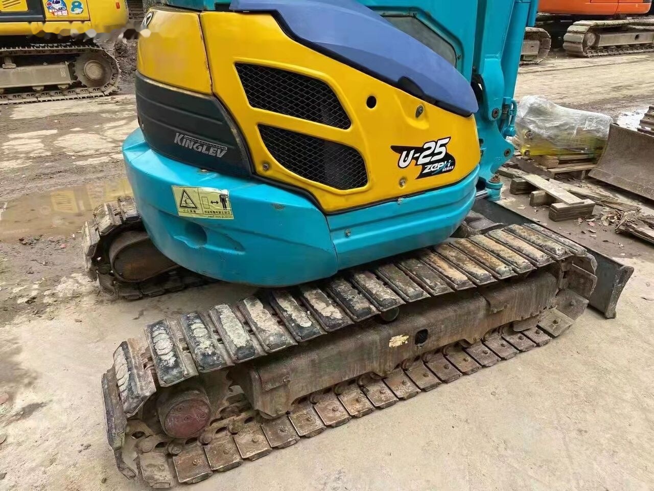 Kubota U25 - Miniexcavadora: foto 1 Kubota U25 - Miniexcavadora: foto 1