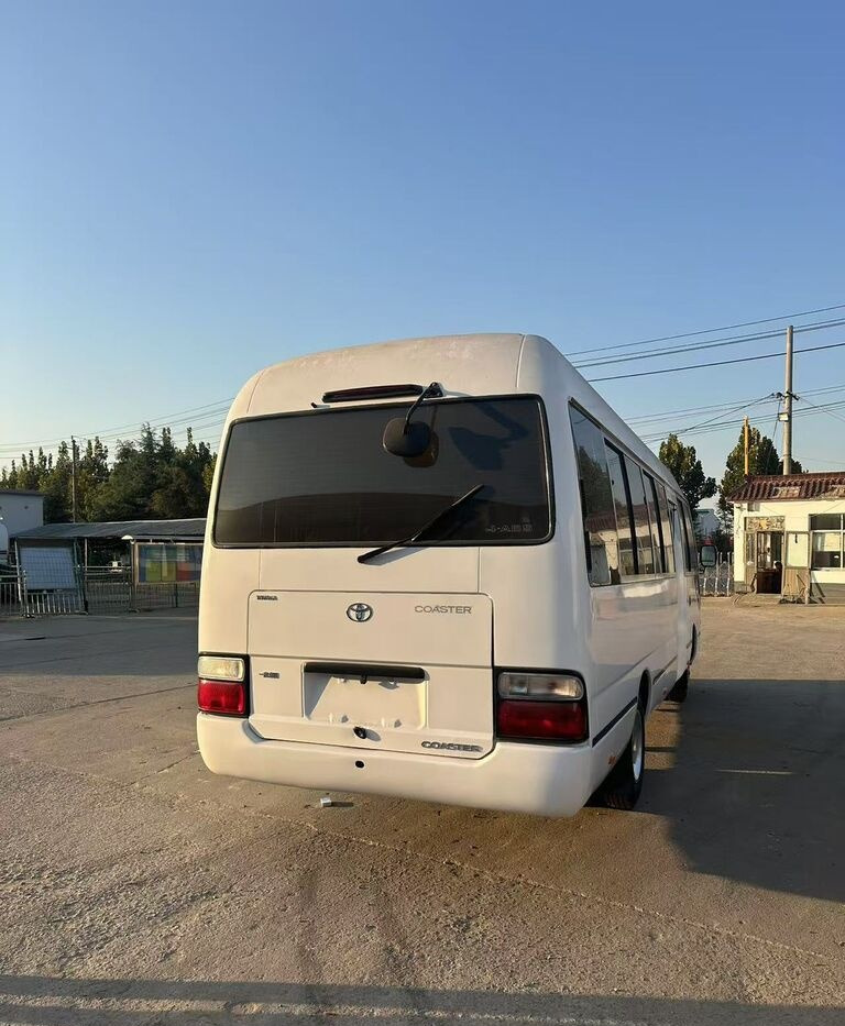 Toyota Coaster - Autobús suburbano: foto 1 Toyota Coaster - Autobús suburbano: foto 1