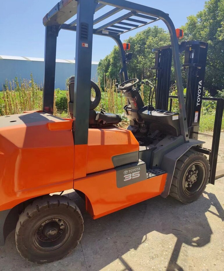 Toyota FD35 - Carretilla elevadora diésel: foto 2 Toyota FD35 - Carretilla elevadora diésel: foto 2