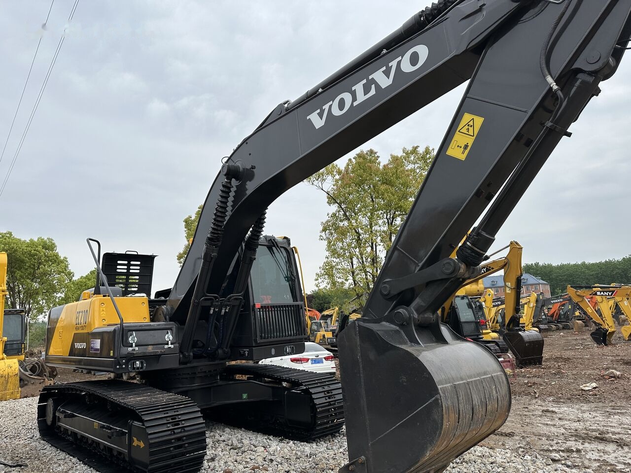 Excavadora de cadenas Volvo EC210: foto 6